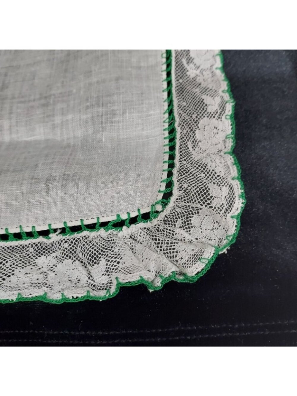 Handerchief Antique 13x13 Handmade French Lace 1920 Wedding Green Embroridred - Picture 2 of 8